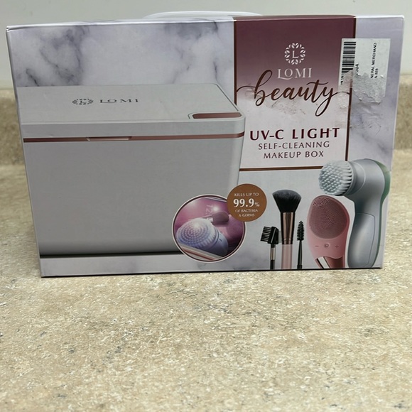 Makeup Nwt Lomi Uvc Beauty Self Cleaning Light Poshmark